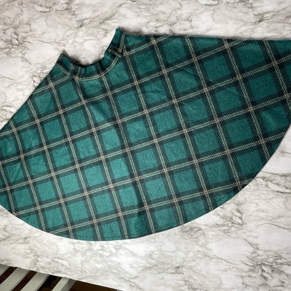 Hotouch Flannel Plaid Swirl Circle Skater Skirt Women’s size Medium NWT - Picture 2 of 8